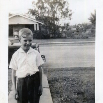 Photo of Lawrence Dausin